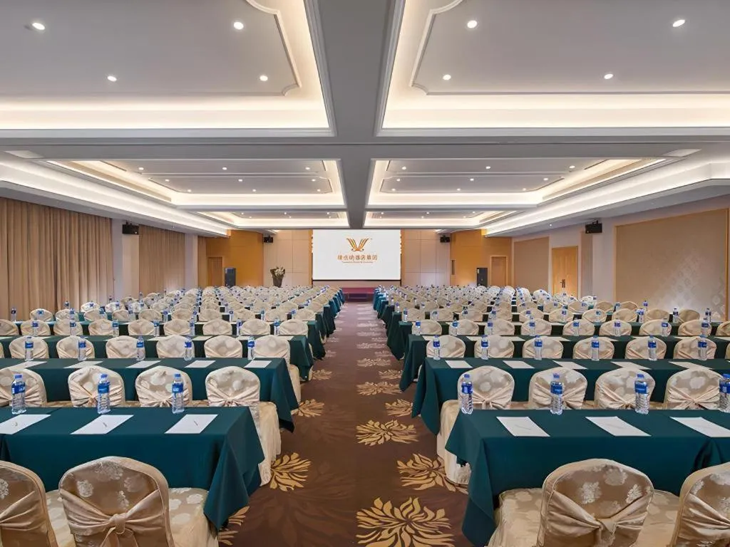 Vienna Hotel Guangdong Foshan Wenhua North Road