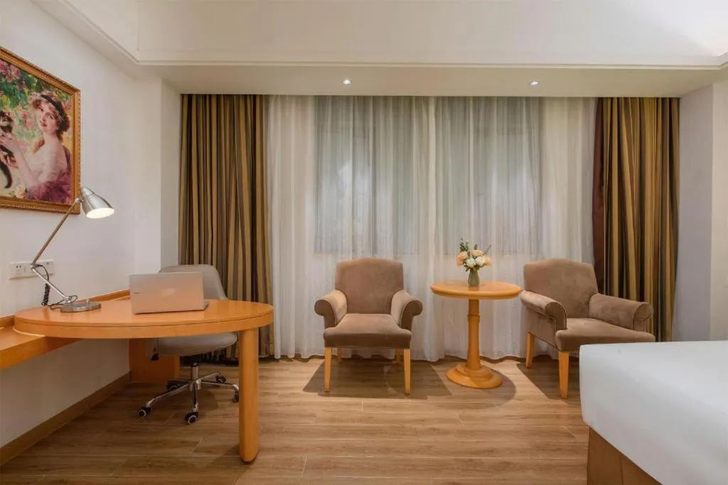 Bed in Vienna Hotel Guangdong Foshan Wenhua North Road