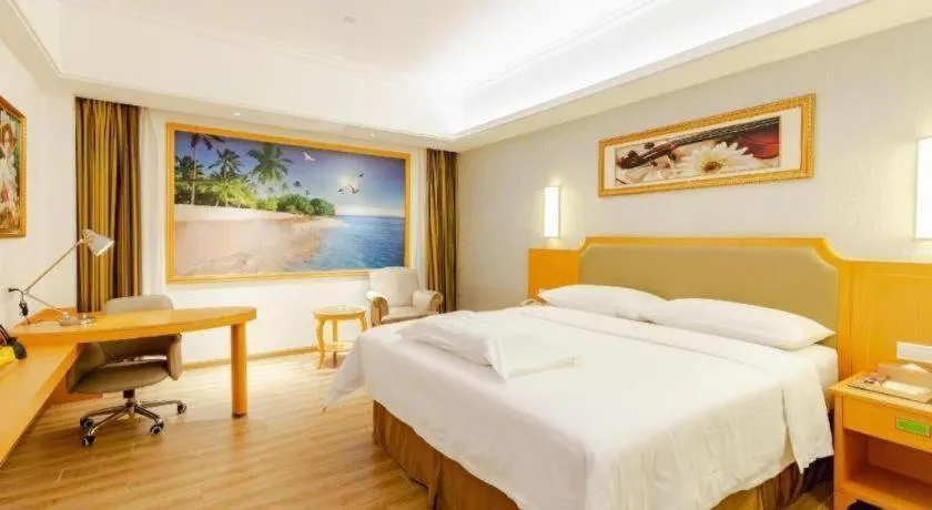 Bed in Vienna Hotel Guangdong Foshan Wenhua North Road