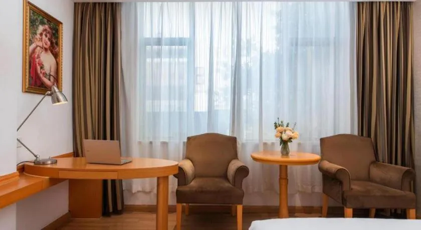 Vienna Hotel Guangdong Foshan Wenhua North Road