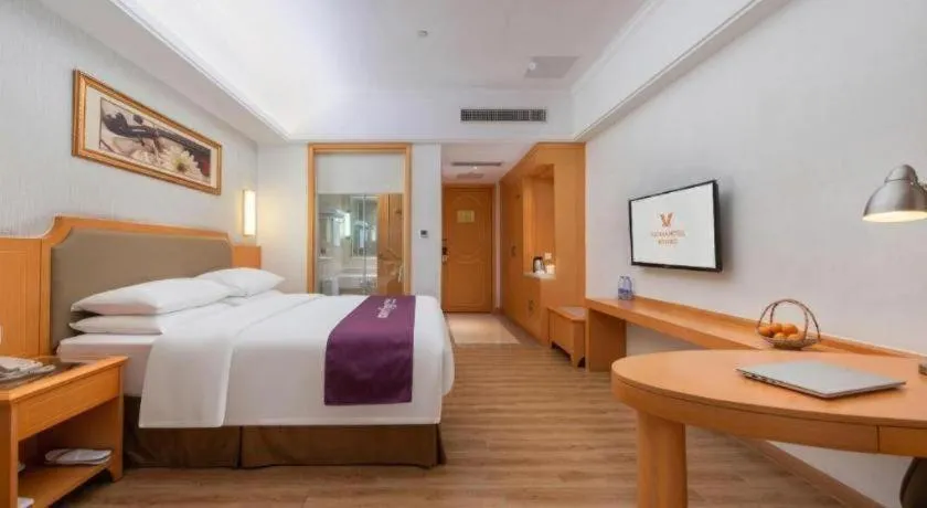 Bed in Vienna Hotel Guangdong Foshan Wenhua North Road