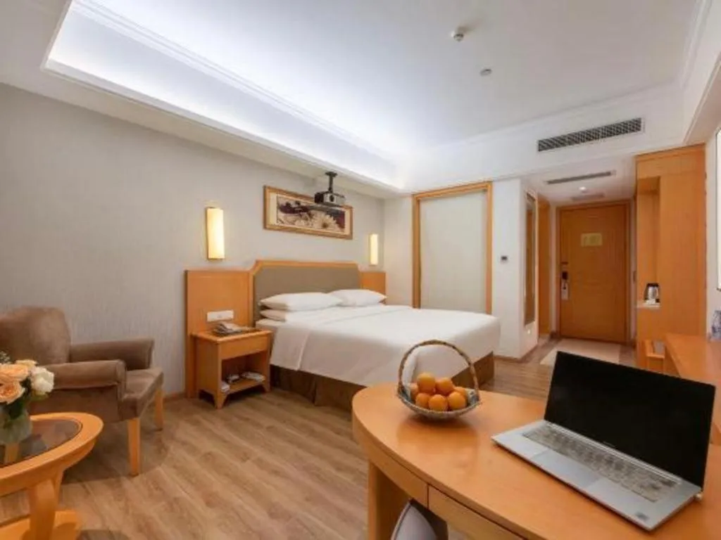 Bed in Vienna Hotel Guangdong Foshan Wenhua North Road