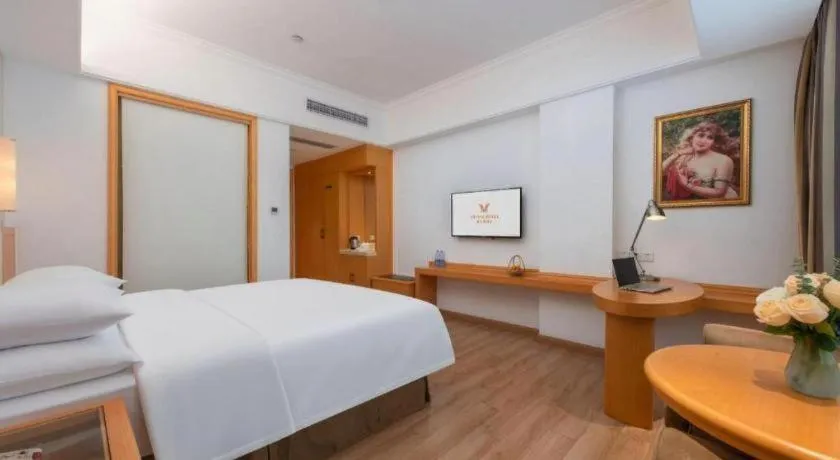 Bed in Vienna Hotel Guangdong Foshan Wenhua North Road