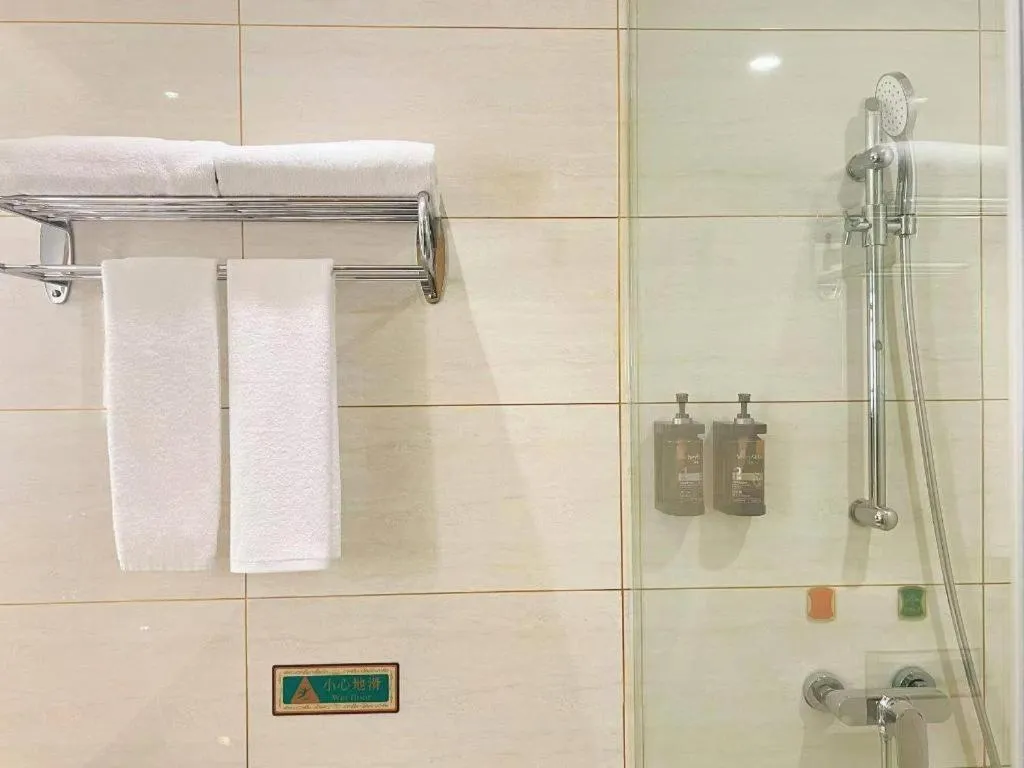 Vienna Hotel Zhengzhou Fengchan Road Fortune Plaza