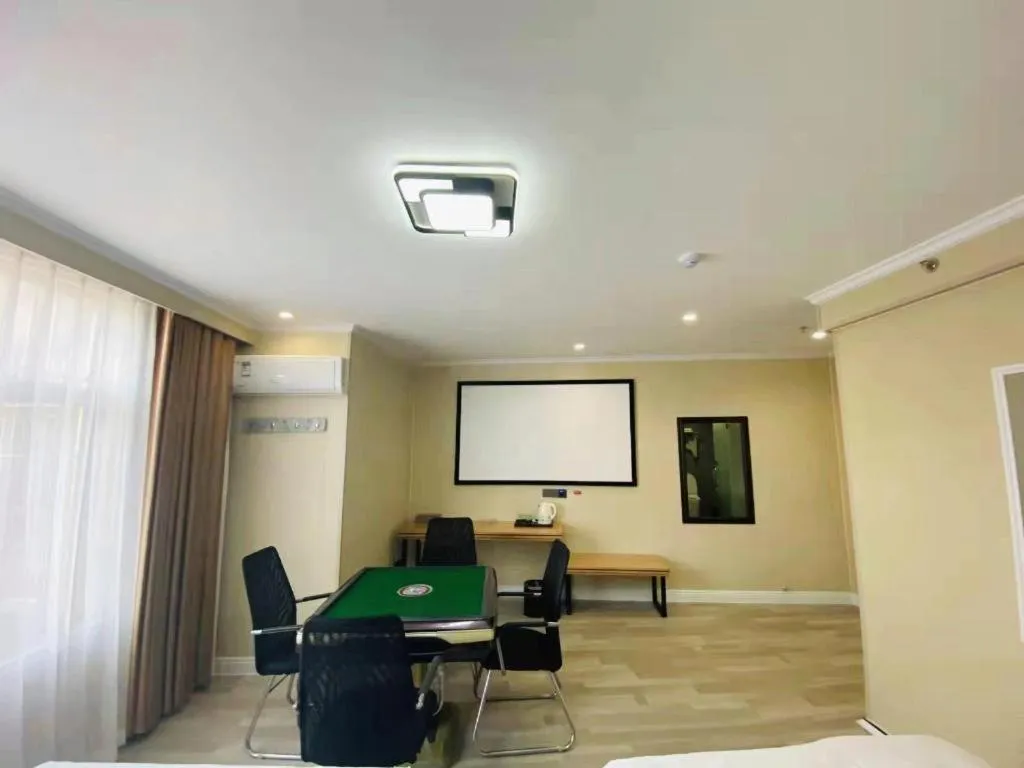 Jun Light Hotel Jiangxi Jiujiang Yongxiu County Dongyong Mall