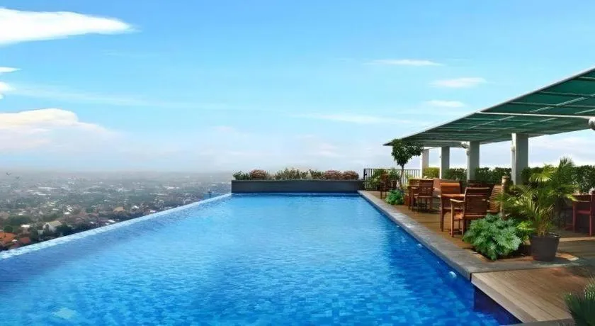 Horison Ultima Semarang