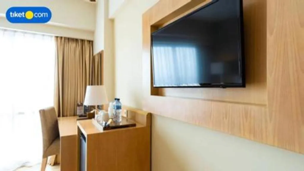 Horison Ultima Semarang