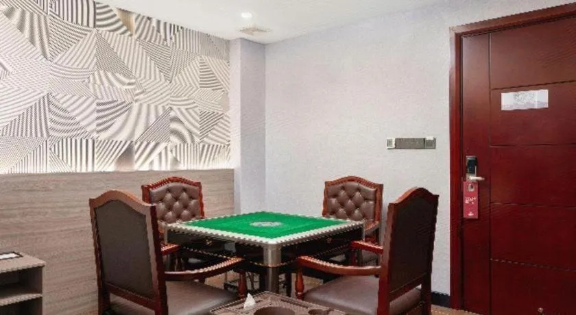 Borrman Hotel Huizhou Danshui High-speed Railway Huiyang Station