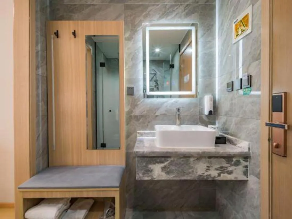 Borrman Hotel South Beijing Railway Station Caoqiao Station