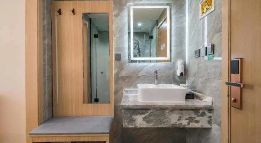 Borrman Hotel South Beijing Railway Station Caoqiao Station