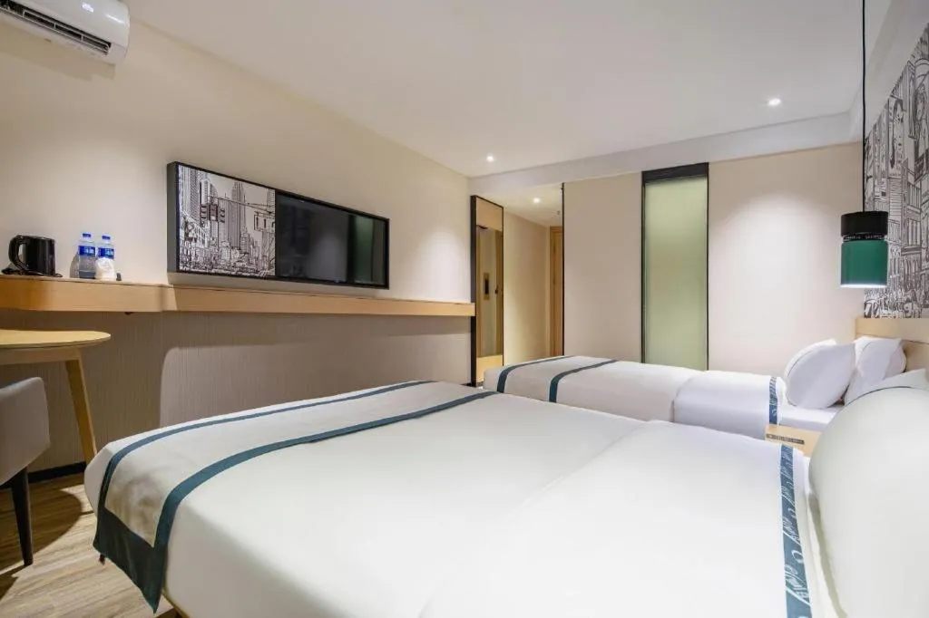 Bed in City Comfort Inn Nanning Kuaihuan Building Materials Market Yongwu Road Metro Station