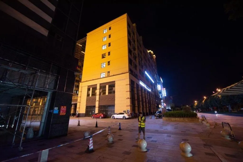 Borrman Hotel Baise High-speed Railway Station Hengning Plaza