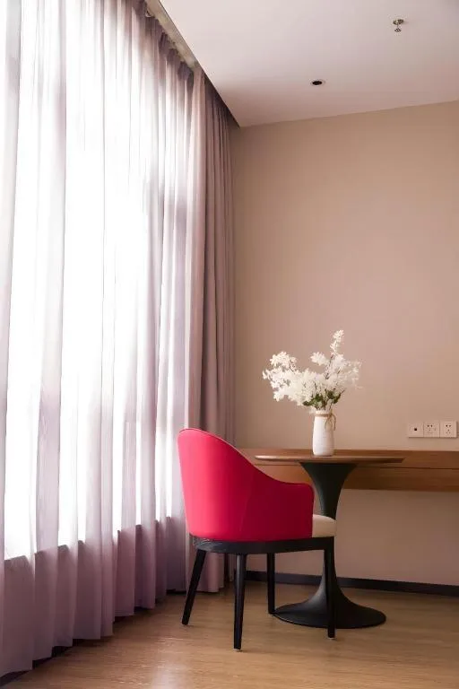 Borrman Hotel Baise High-speed Railway Station Hengning Plaza