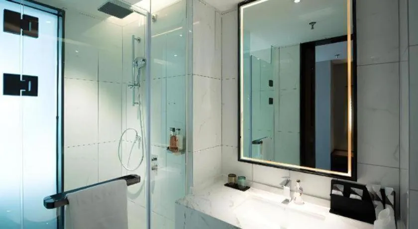 Borrman Hotel Baise High-speed Railway Station Hengning Plaza