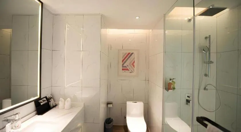 Borrman Hotel Baise High-speed Railway Station Hengning Plaza