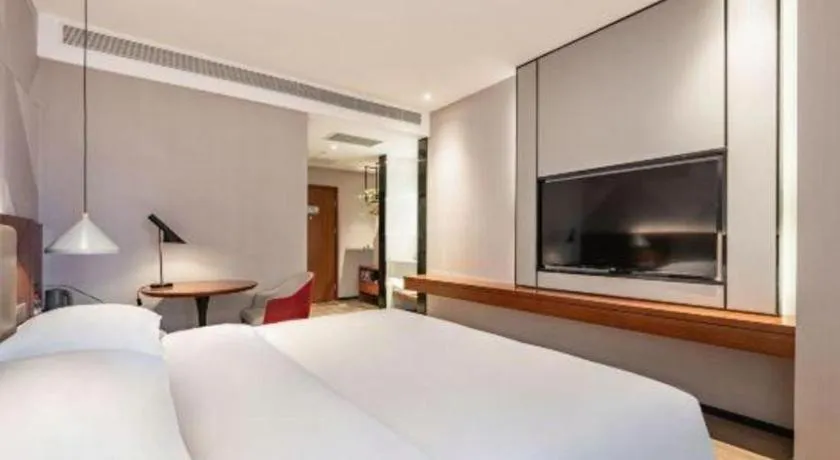 Bed in Borrman Hotel Xi'an North High-speed Railway Station