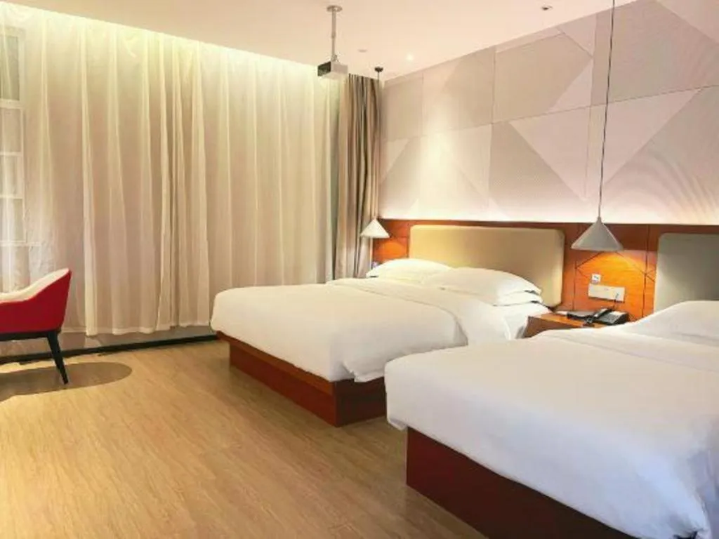 Bed in Borrman Hotel Xi'an North High-speed Railway Station