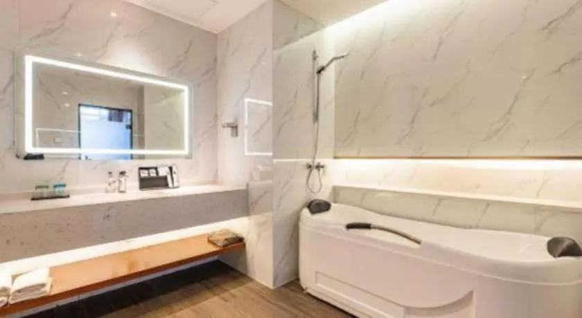 Borrman Hotel Xi'an North High-speed Railway Station