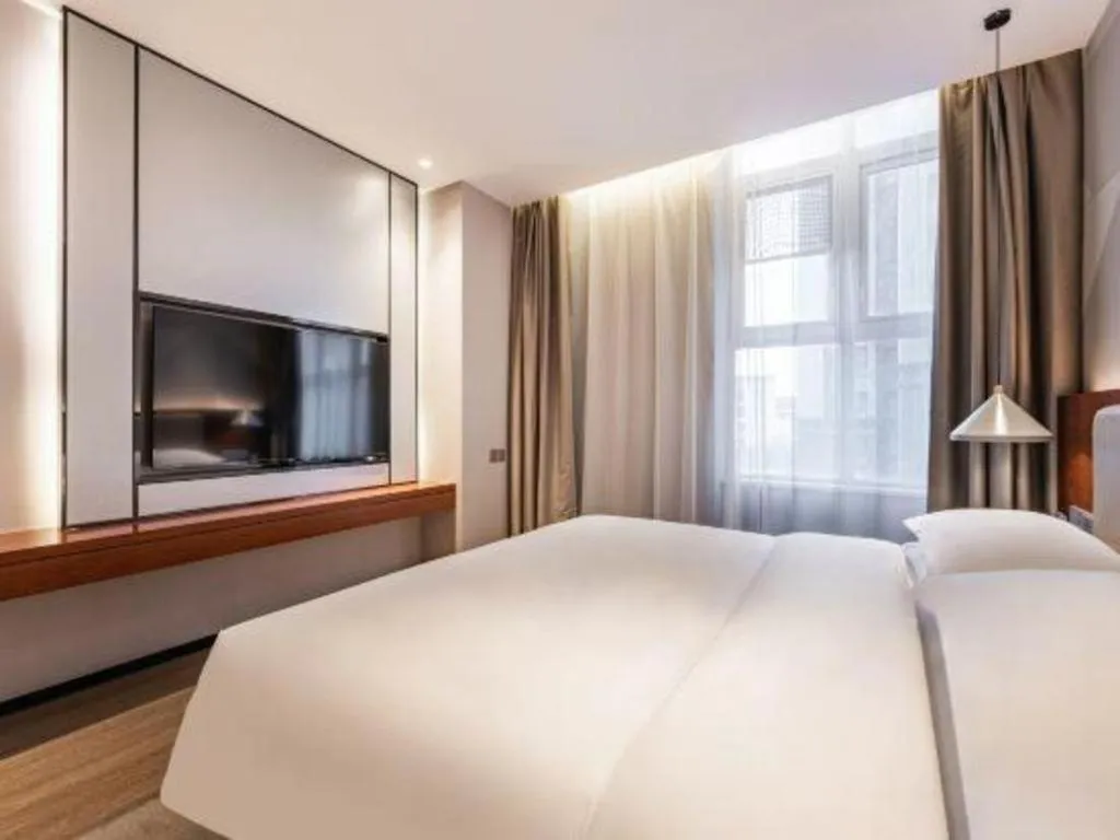 Bed in Borrman Hotel Xi'an North High-speed Railway Station