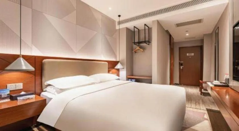 Bed in Borrman Hotel Xi'an North High-speed Railway Station