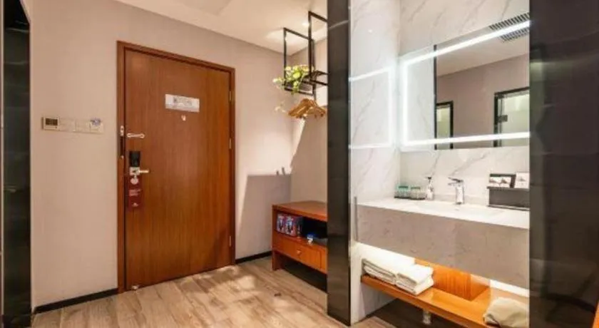 Borrman Hotel Xi'an North High-speed Railway Station