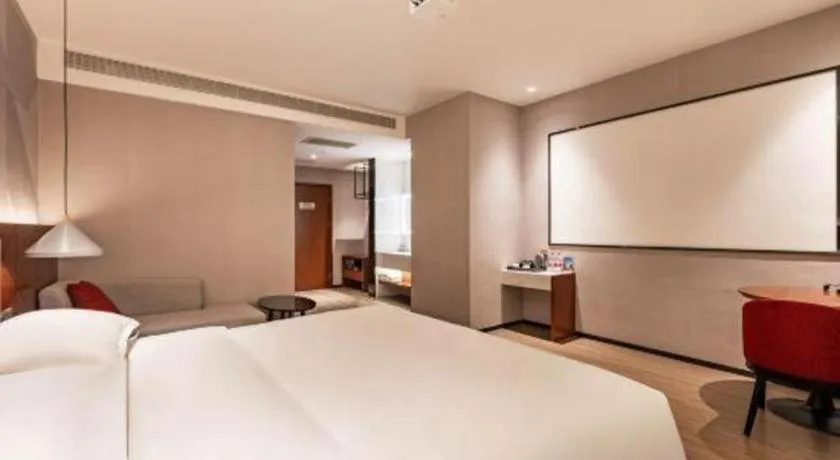 Bed in Borrman Hotel Xi'an North High-speed Railway Station