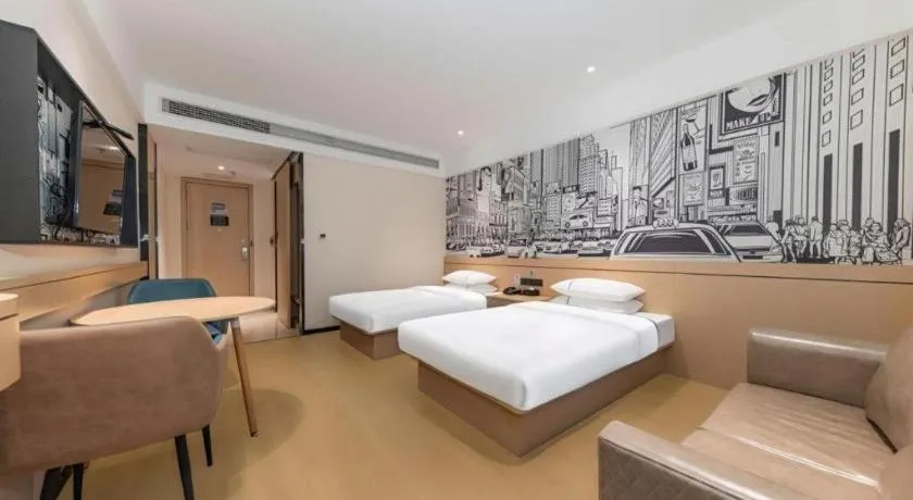 Bed in City Comfort Inn Jingzhou Fantawild Shashi Middle School