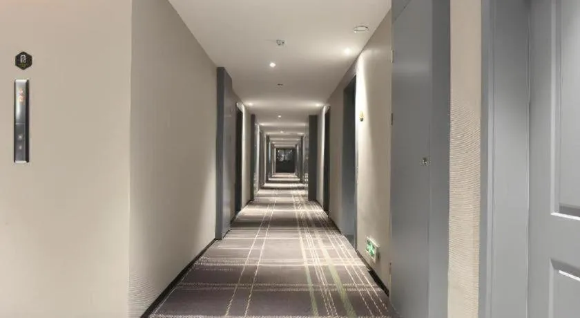 Premier City Comfort Hotel Hechi Luocheng Central Plaza