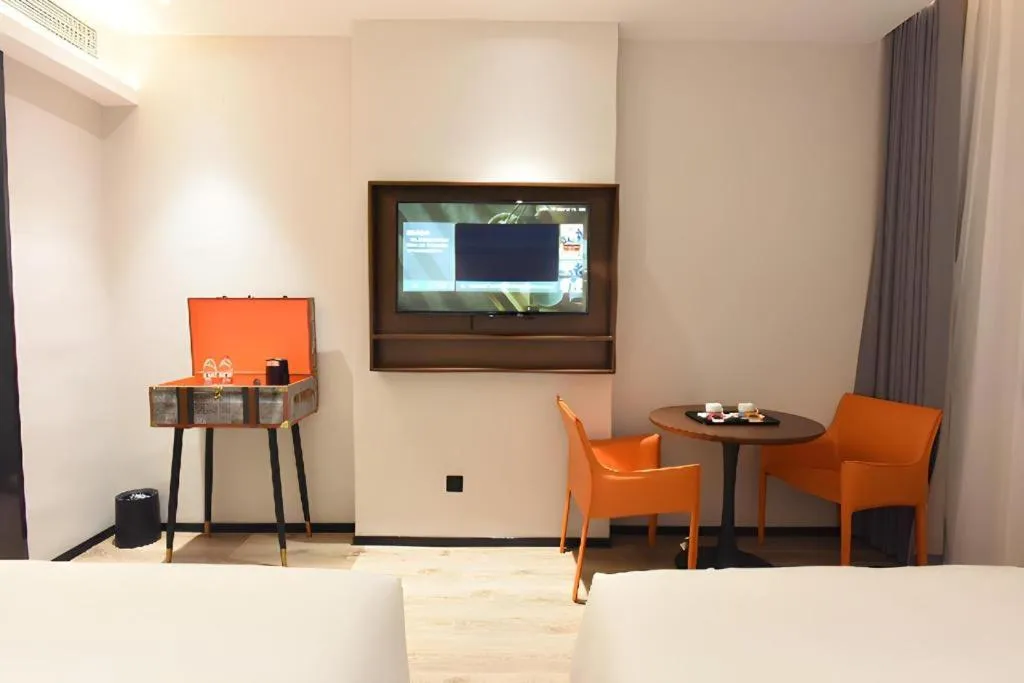 Premier City Comfort Hotel Hechi Luocheng Central Plaza