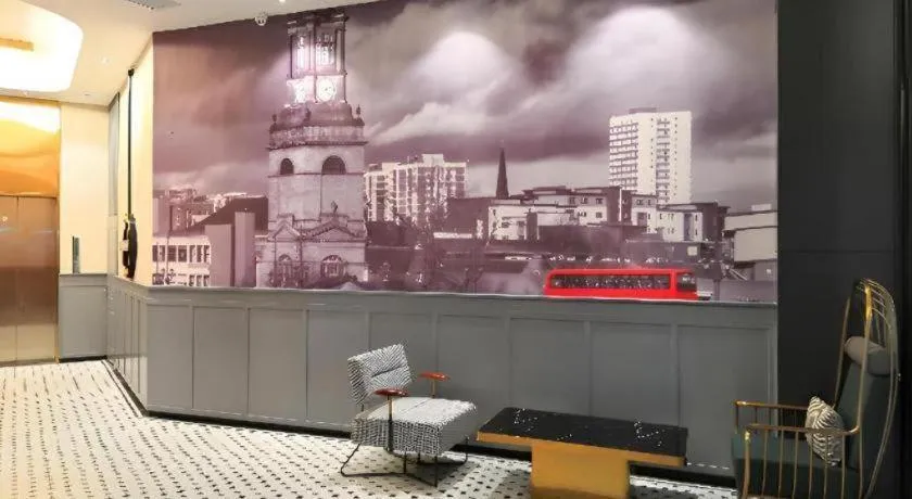 Premier City Comfort Hotel Hechi Luocheng Central Plaza