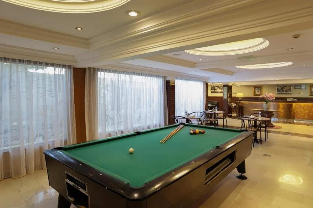 Click Grand Hotel - Bur Dubai