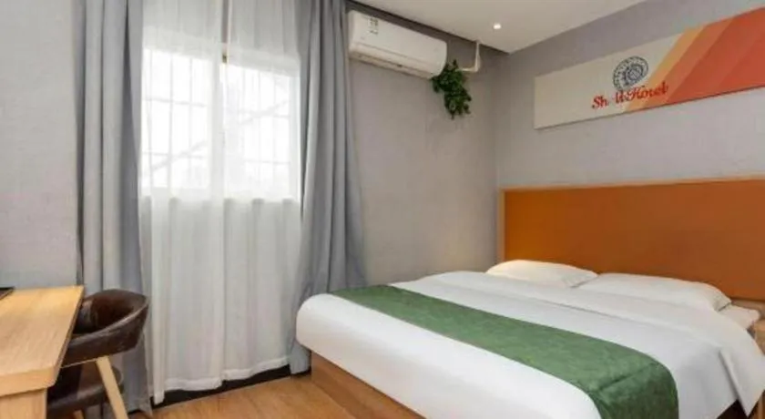 Bed in Shell Hotel Shnaghai Beiqiao Metro Station
