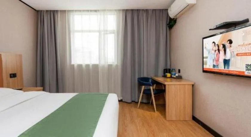 Bed in Shell Hotel Shnaghai Beiqiao Metro Station