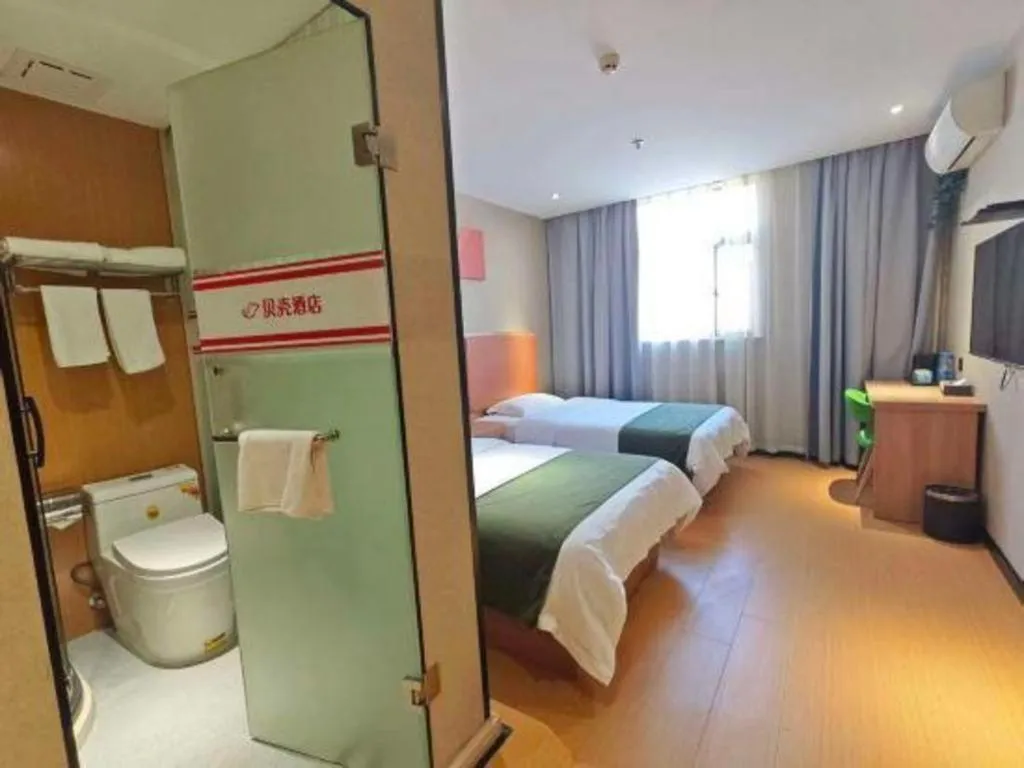 Bed in Shell Hotel Shnaghai Beiqiao Metro Station