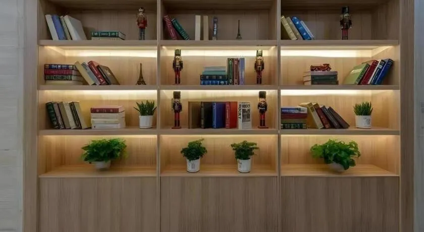 Shell Hotel Shnaghai Beiqiao Metro Station