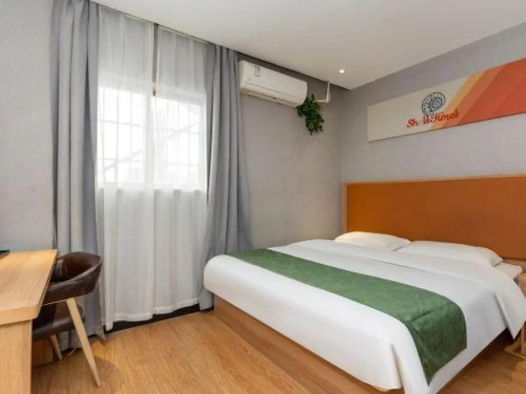 Bed in Shell Hotel Shnaghai Beiqiao Metro Station