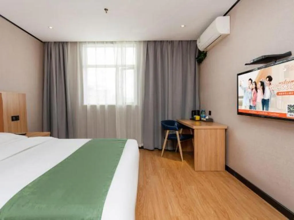 Bed in Shell Hotel Shnaghai Beiqiao Metro Station