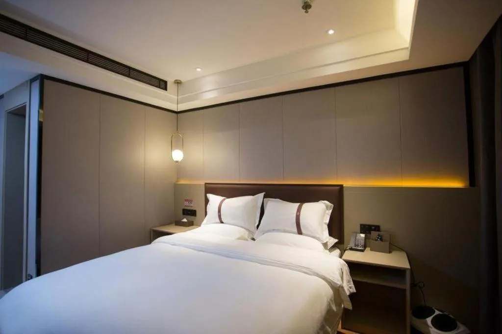 Bed in Gya Hotel Beijing Shunyi Yanjing Bridge