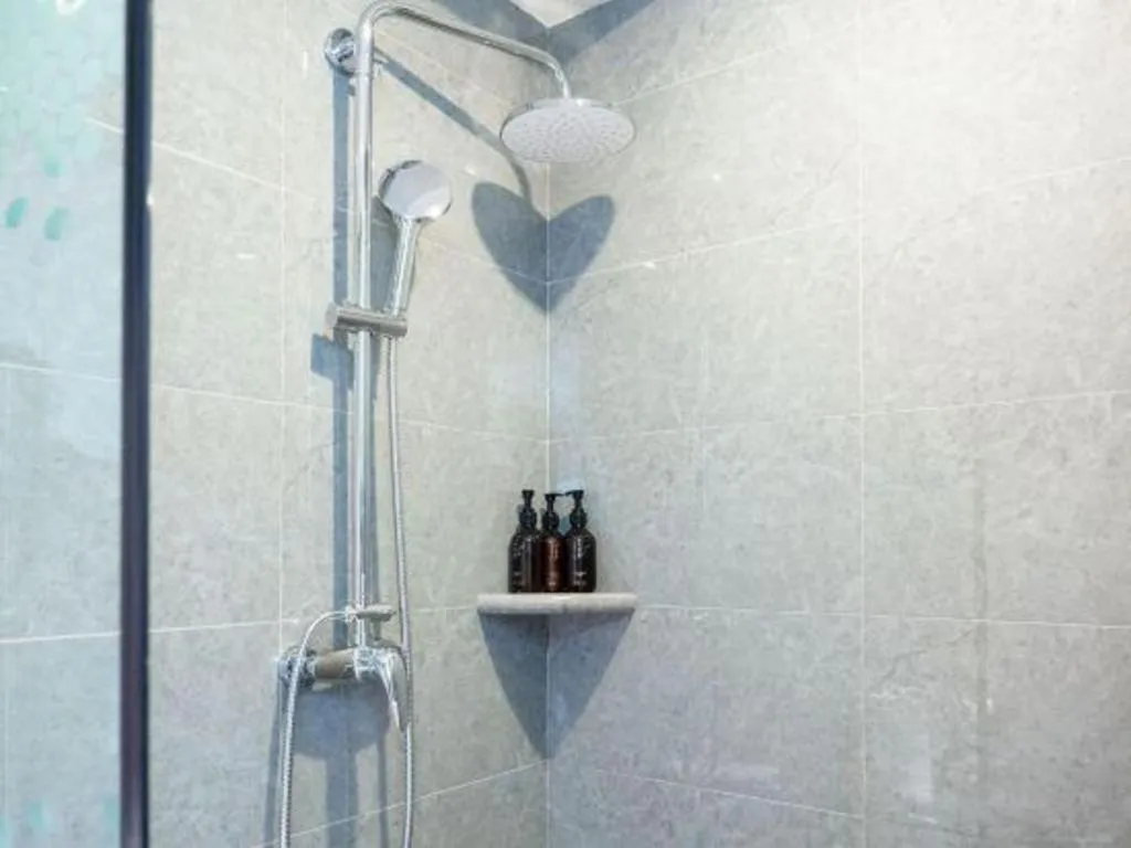 GreenTree Eastern Chongqing Yangjiaping Pedestrian Street Mixc Hotel