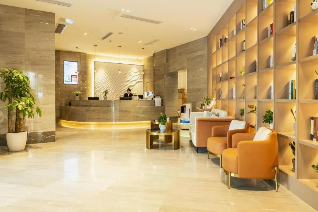 GreenTree Eastern Chongqing Yangjiaping Pedestrian Street Mixc Hotel