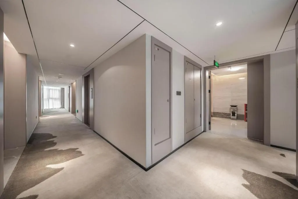 GreenTree Eastern Chongqing Yangjiaping Pedestrian Street Mixc Hotel