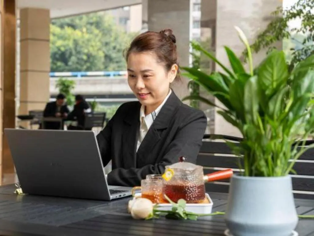 GreenTree Eastern Chongqing Yangjiaping Pedestrian Street Mixc Hotel