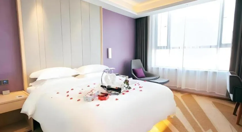 Bed in GreenTree Eastern Hotel Kashgar Oid City Xiangfei Park