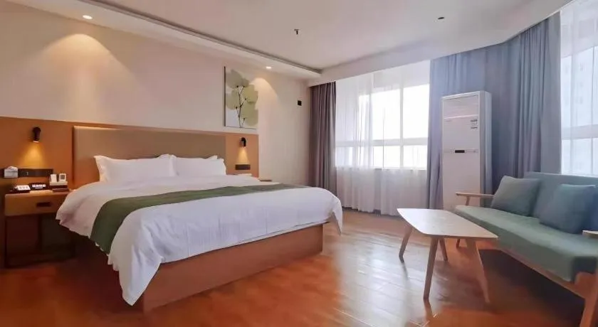 Bed in Green Tree Inn Luoyang Fenghuang Mansion Mudan Square Metro Station
