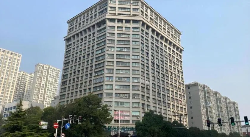 Green Tree Inn Luoyang Fenghuang Mansion Mudan Square Metro Station