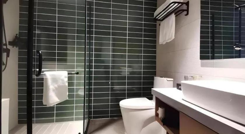 Green Tree Inn Luoyang Fenghuang Mansion Mudan Square Metro Station