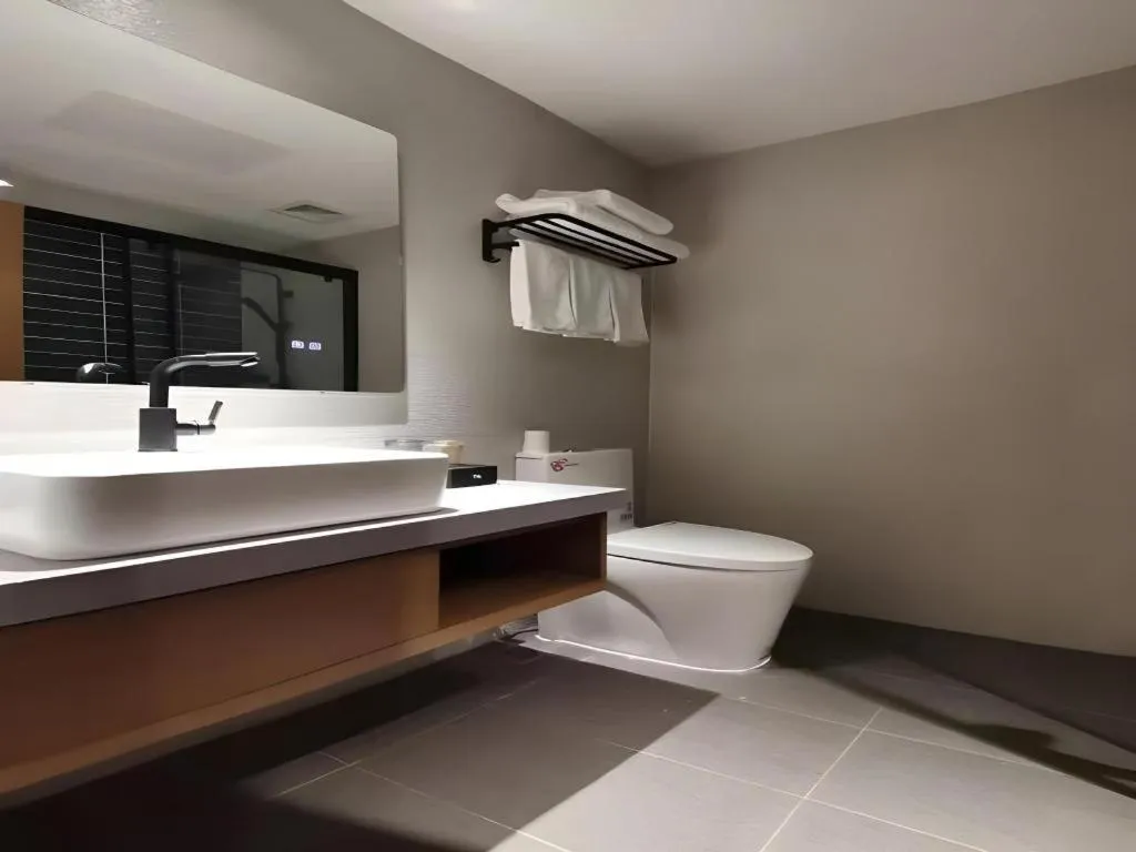 Green Tree Inn Luoyang Fenghuang Mansion Mudan Square Metro Station