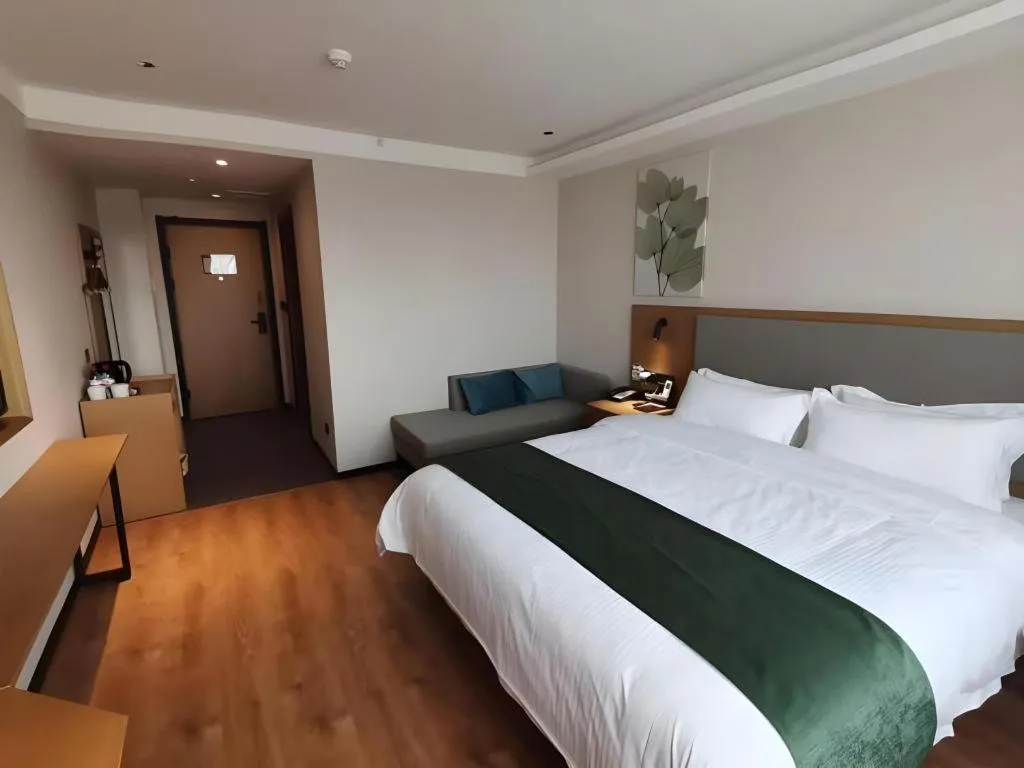 Bed in Green Tree Inn Luoyang Fenghuang Mansion Mudan Square Metro Station