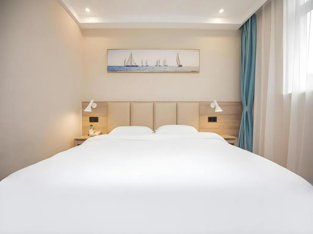 Bed in Green Tree Inn Nanjing Xinjiekou Wangfu Avenue