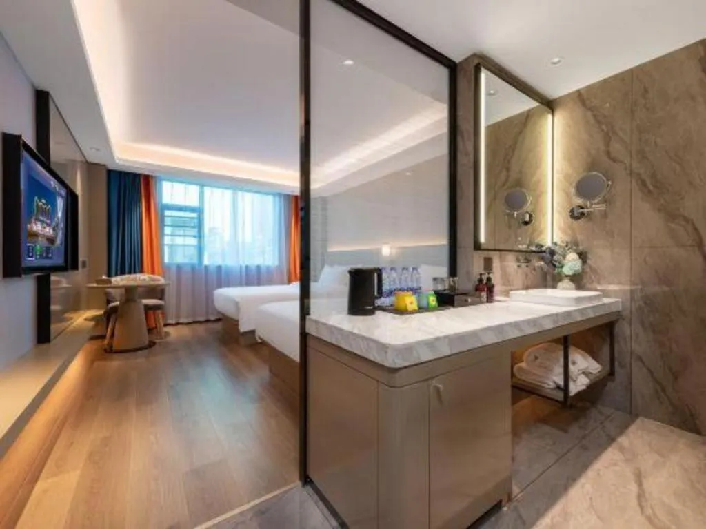 Bed in Green Tree Inn Zhuhai International Airport Huafa Shangdu